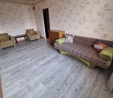 Dzerzhyns'kyi District Apartment | Квартира з балконом 2 кімнати вул 23 серпня 13А