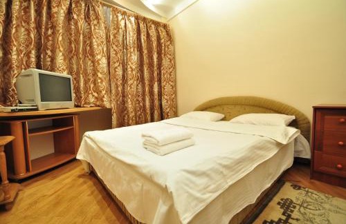 Besarabka Apartment | Квартира поруч з Бессарабським ринком