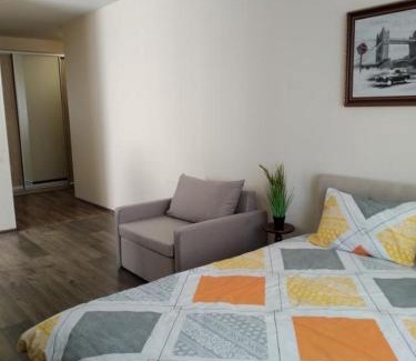 Holosiivskyj Apartment | Квартира студия 1 комнатная на Теремках низкий этаж