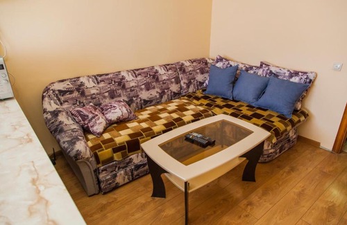 Krasnodar Apartment | ККБ евродвушка на первом этаже