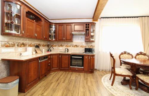 Vorokhta House | Котедж "Валерія"