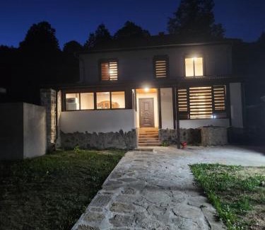 Gabrovo House | къща Еребор