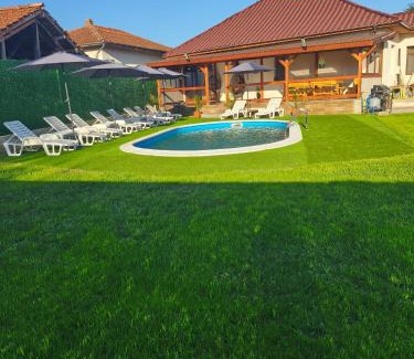 Elena House | Къща за гости Алтея