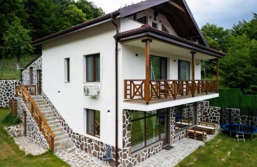 Smolyan Villa | Къща за гости Крис