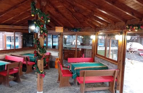 Slivek House | Къща за гости "Там край реката "