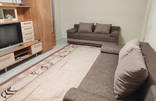 Omsk Apartment | Лукашевича 13