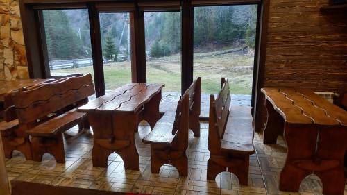 Myslivka House | Маєток горгани