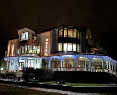 Yuzhnoukrainsk Hotel | Момент