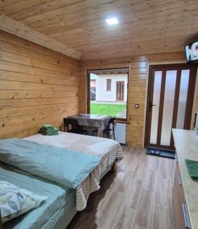 Skole House | Нота Карпат