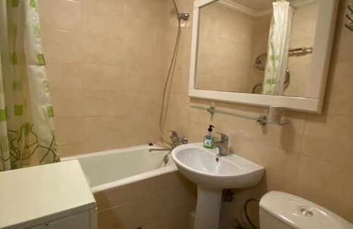 Pervomayskoye Apartment | Однокомнатная на театральном проспекте (5 минут от бульвара Пушкина)