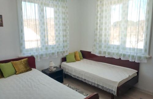 Kyustendil House | Осоговска Бистрица