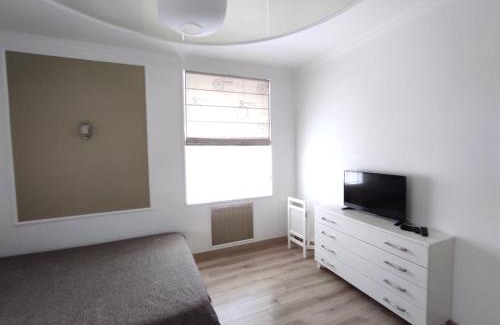 Kremenchuk Apartment | Парижская квартирка