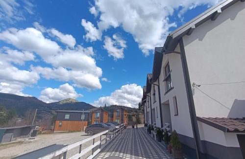 Polyanytsya House | Приватна садиба Соломія