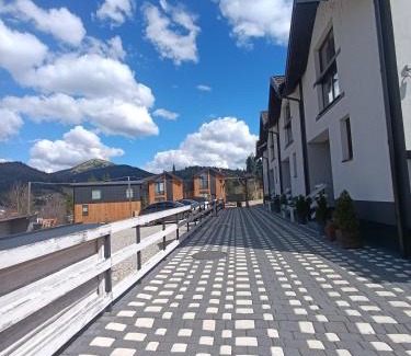 Polyanytsya House | Приватна садиба Соломія