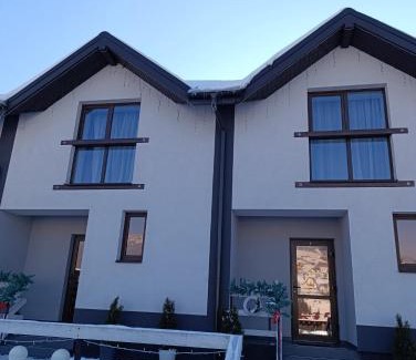 Polyanytsya House | Приватна садиба Соломія