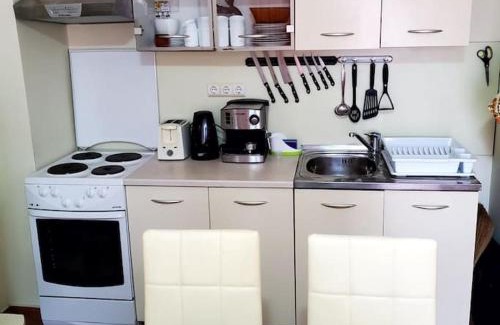 Elenite Apartment | Привилидж первая линия