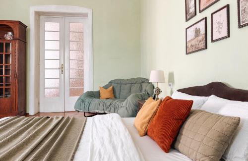 Chernovtsy Apartment | Простора 2-кімн квартира в центрі Чернівців на Турецькій 18