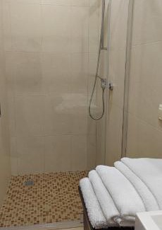 Darnyckyj Apartment | Просторная квартира на улице Бориса Гмыри 4