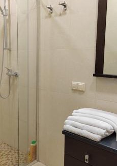 Darnyckyj Apartment | Просторная квартира на улице Бориса Гмыри 4