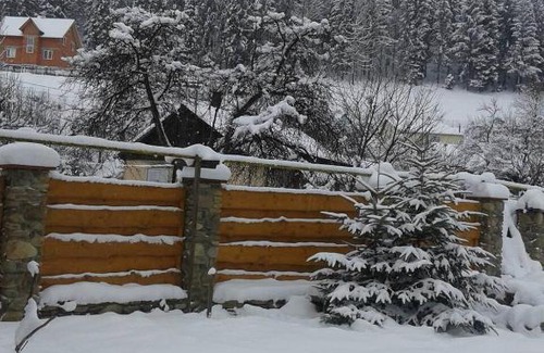 Volovets Cabin | Під горою