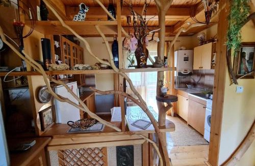 Volovets Cabin | Під горою