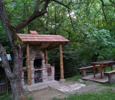 Oriv House | Садиба над потічком