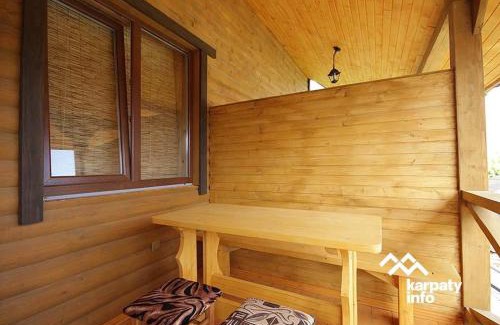 Nizhneye Sinevidnoye House | Садиба У Романа 'двохрівневий номер'