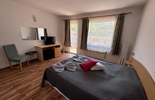 Teteven Hotel | Семеен Хотел Вит