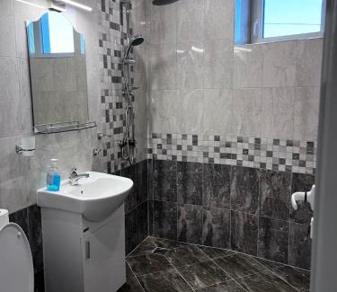 Belovo House | Семеен Хотел Сестримо