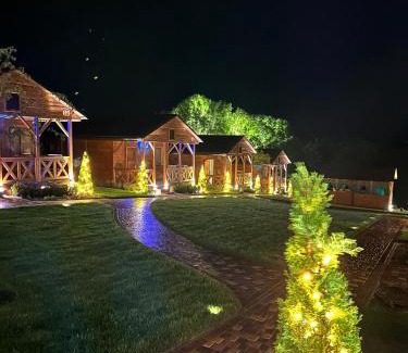 Cherkasy Oblast Hotel | СИНІ ВОДИ база відпочинку