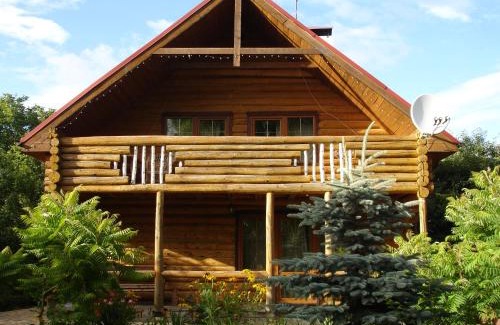 Pochaiv House | Смерекова хата