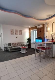 Verkhnie Misto Apartment | Софиевская 8