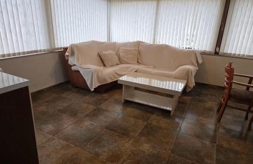 Zlatograd Apartment | Стаи за гости Дани