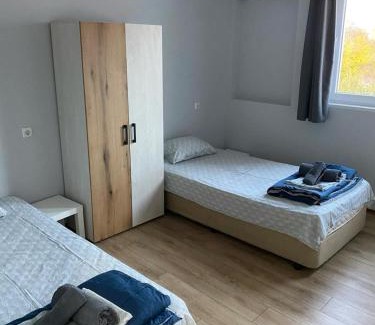 Vratsa House | Стаи за гости Крис