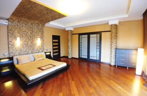 Odessa Villa | Сучасна Вілла з басейном на приватній території