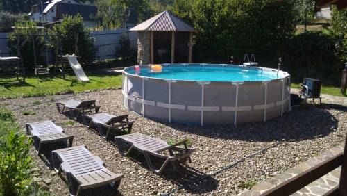 Dubyna Ski Chalet | сottage "Ksenija" котедж "Ксенія"