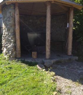 Dubyna Ski Chalet | сottage "Ksenija" котедж "Ксенія"