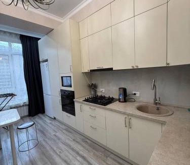 Sverdlov District Apartment | Тихий уголок