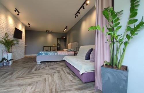 Solomjanskyj Apartment | Уютная квартира возле БЦ Tower, концерт-холл Оазис