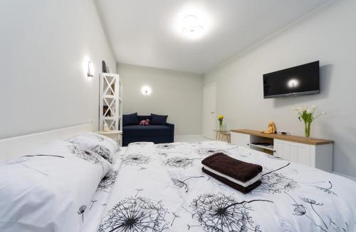 Holosiivskyj Apartment | Уютная 1 комнатная квартира Люкс на Теремках