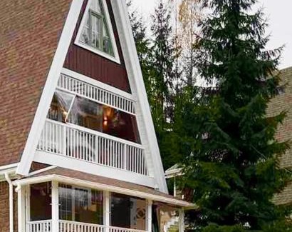 Bukovel Ski Chalet | Цілий триповерховий будинок FREEMAN-3 над річкою з альтанкою та грилем