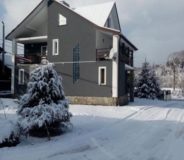 Slavske Apartment | чарівний куточок