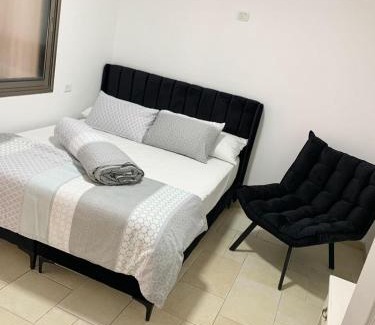 Qiryat Shemona Apartment | אירוח חם בלב