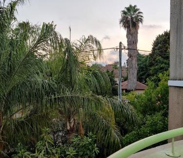 Pardes Hanna Karkur Apartment | בית מרום