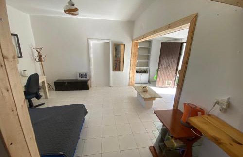 Kiryat Tiv'on Apartment | יחידת דיור בסביבה ירוקה ושקטה בצמוד למכללת אורנים