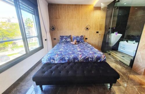 Kiryat Motzkin Apartment | מיני גן עדן עם גקוזי יש מקלט בבניין