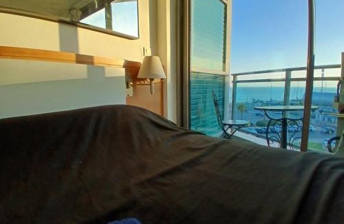 Herzliya Pituach Hotel | מלון אוקיינוס במרינה שני חדרי שינה