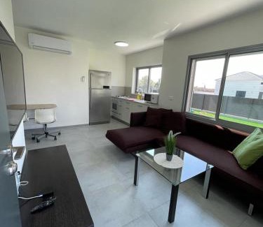 HaGoshrim House | משהו בהגושרים- אירוח בגליל ,מכבדים את שובר המילואים