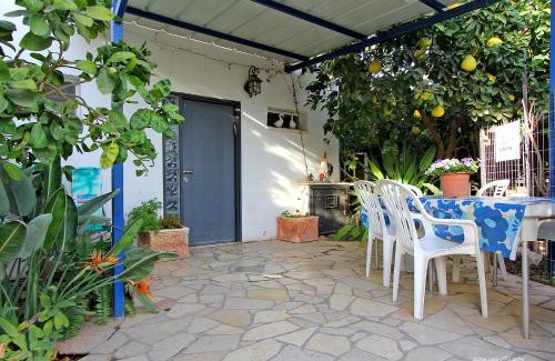 Migdal Cabin | נופש דביר - צימרים מהממים למשפחות עם ג'קוזי ובריכה ליד הכנרת