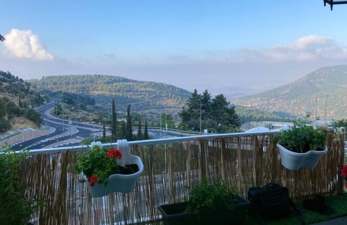 Safed Apartment | סוויטה נוף בהרים 🏔🏤